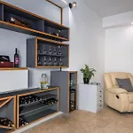 Five-bedroom In