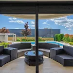 Five-bedroom In