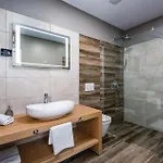 Сasa de vacaciones Five-bedroom In Žminj