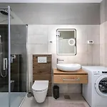 Five-bedroom In *